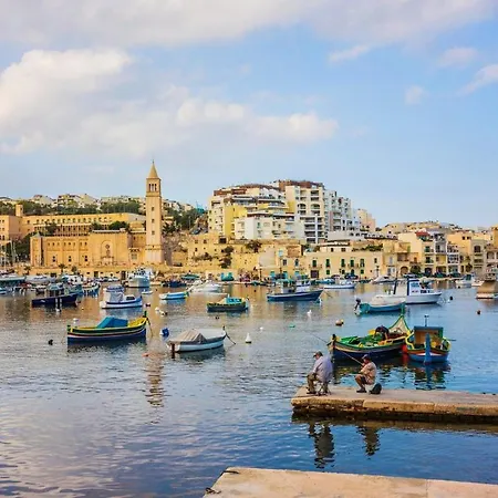 Private Bedroom In Spacious - Entire Place To Yourself Marsaskala